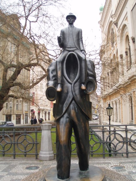 Frank Kafka statue 
